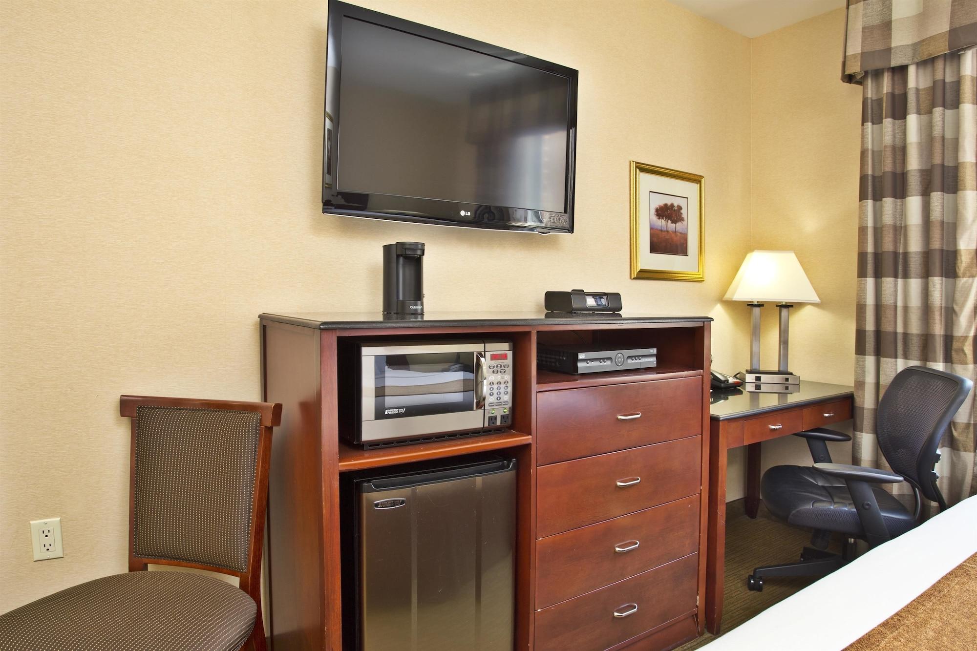 Best Western Plus Arena Hotel New York Eksteriør bilde